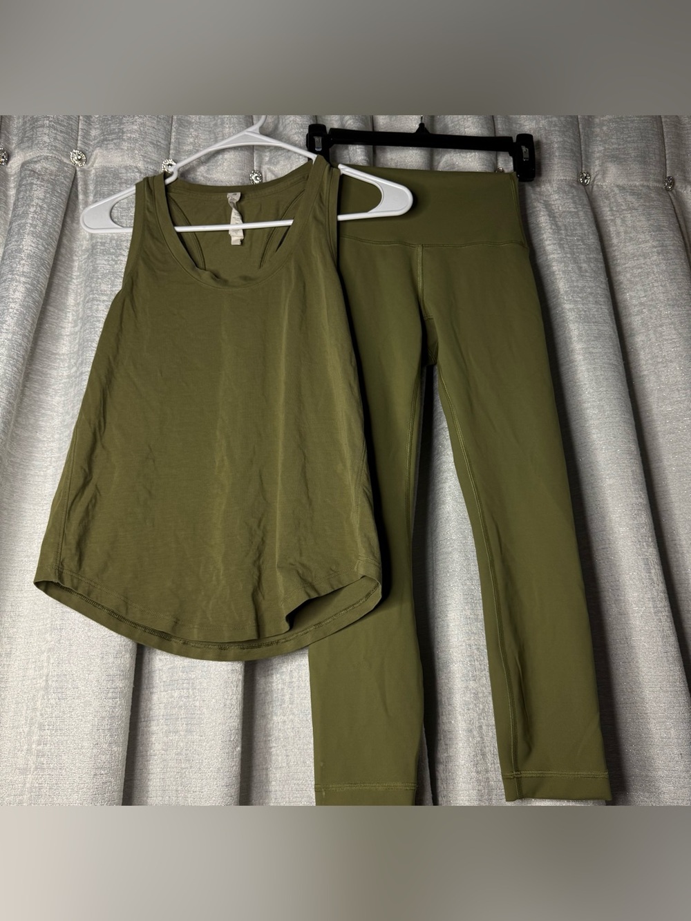 Lululemon Wunder Train HR Crop 23" Bronze Green with Love Tank Top